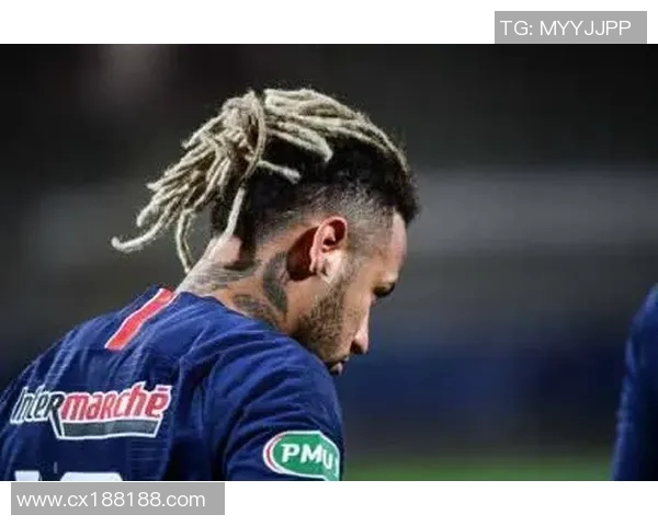 巴西脏辫头足球明星的传奇之路与场上风采解析